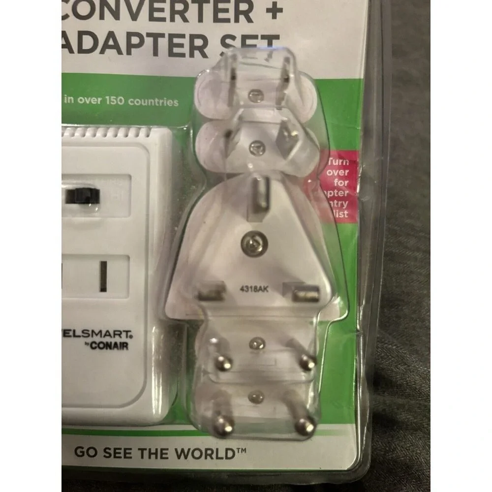 CONAIR Travel Smart 1875 Watt International‎ Converter Set TS702CRR - New in Box